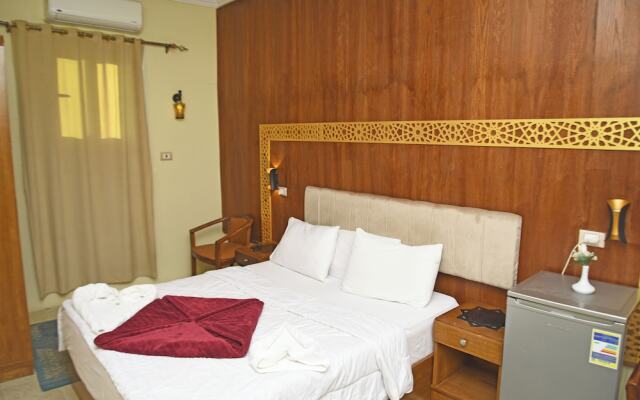 New Pyramids Paradise Hostel
