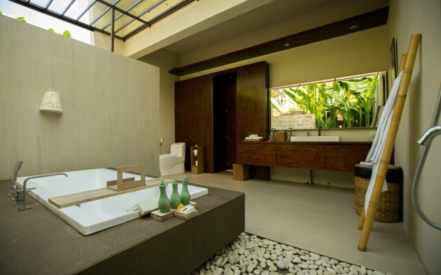 Senetan Villa and Spa Resort