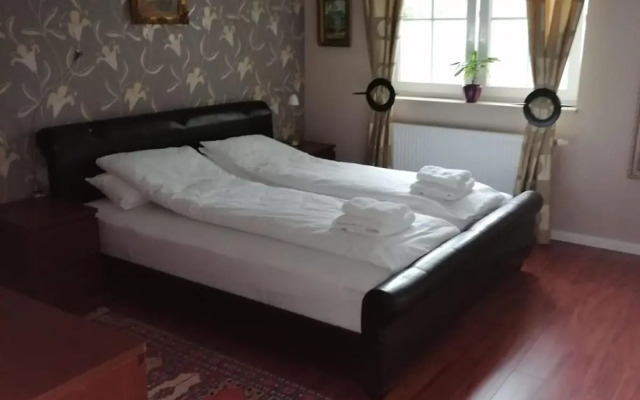 Großes 5 Zimmer Apartment bei Hannover