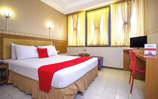 RedDoorz Plus @ Sukamulya Pasteur 2