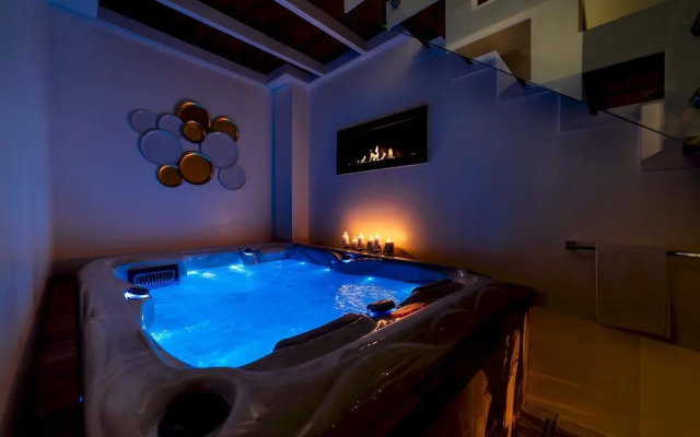 Old Court Luxury Suite Spa