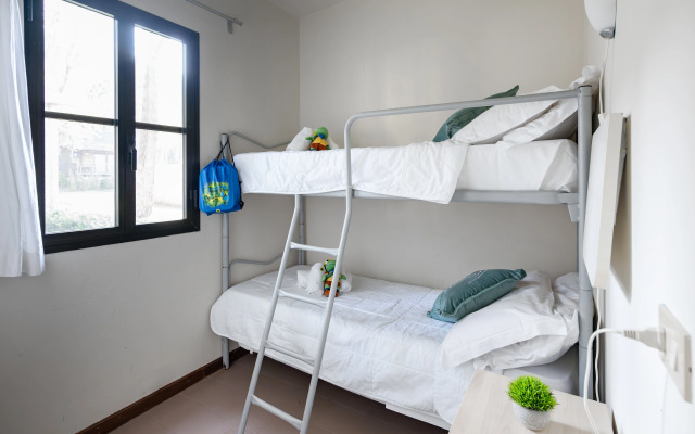 Club Del Sole Spina Family Collection