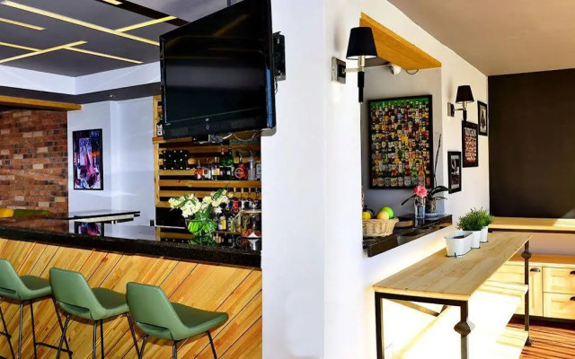 Prince Apart Hotel