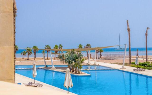 Seaview 1 BR with Beach & Pool access in Mangroovy