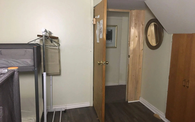 Pring Guesthouse - Hostel