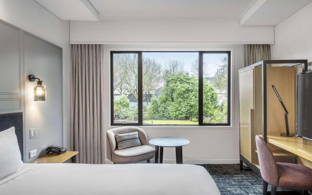 Chateau on the Park - Christchurch, a DoubleTree by Hilton