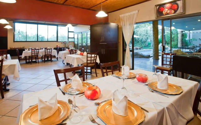 Boulders Lodge & Spa