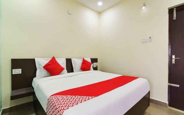 OYO 40717 Sai Priya Residency