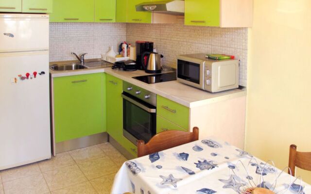 Apartment Giljo Ammoudi 30127