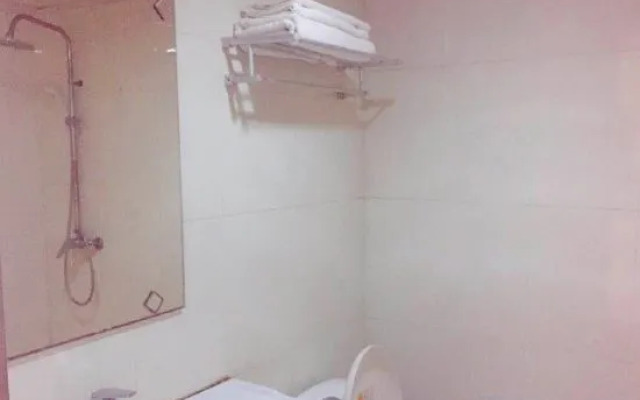 Huguang Hostel
