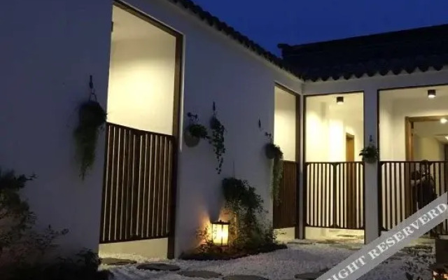 Youshan Inn