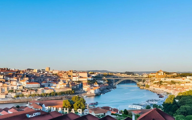 Stunning View Apartament by BnbHost