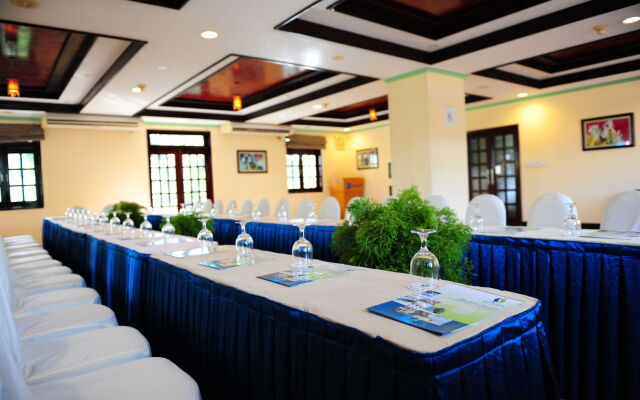 L'Azure Resort and Spa