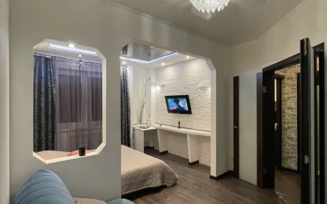 Infinity of Days (Инфинити оф Дэйс) на улице Карла Маркса