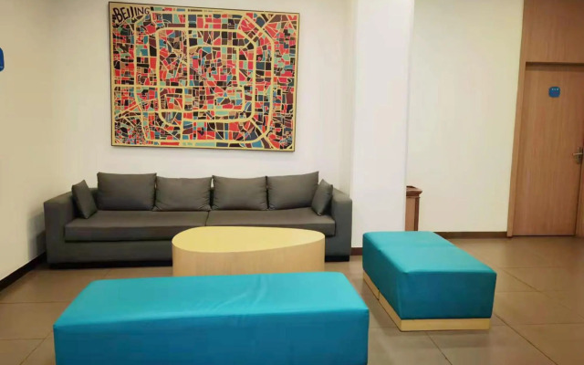 Hanting Hotel(South of Railway Station You'anmen B