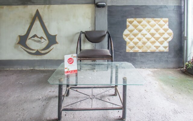 OYO Life 93405 Montong Are Residence