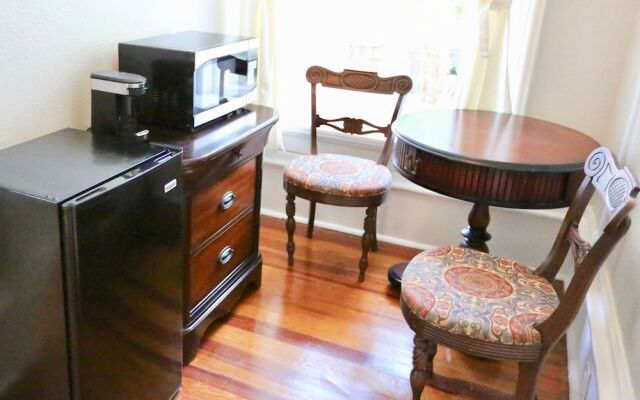 Bryn Oaks Bed and Breakfast