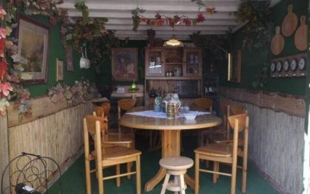 Oma's Küche & Quartier