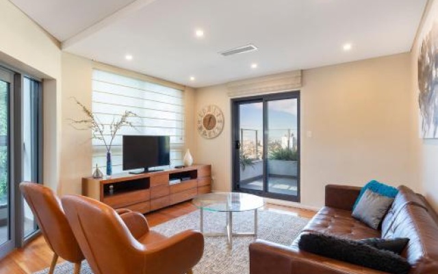 North Sydney Fully Self Contained Modern 2 Bed Apartment (16Wal) – Guest Rooms – Sydney