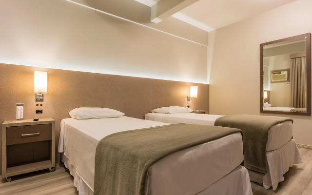 Farol da Ilha Hotel