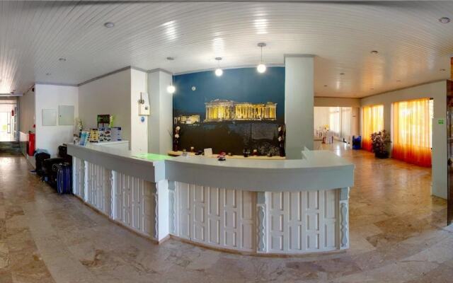 Villa Andrews Hotel