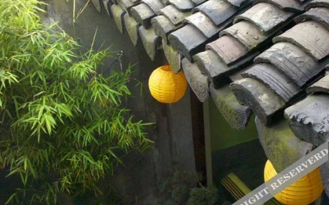 Yijia Hostel