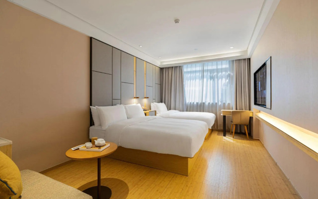Nanjing Sirv 1st Business Hotel