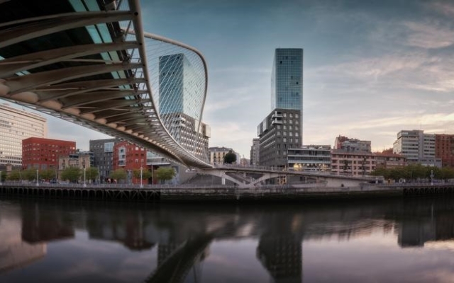 Bilbao City Center by abba Suites