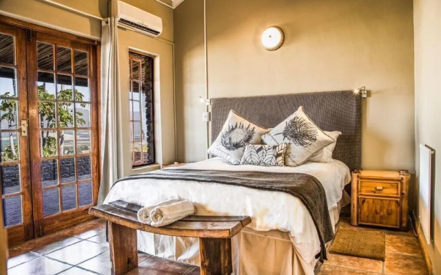 Wolfkop Guesthouse