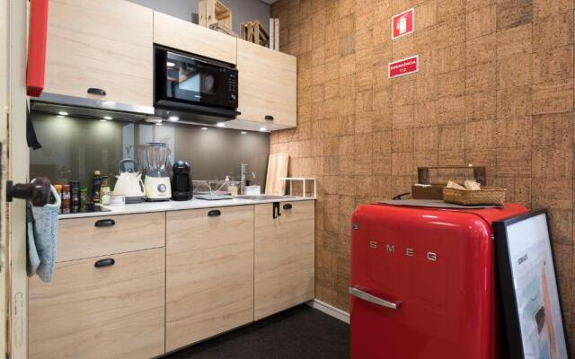 CN150 boutique studio, charming flat
