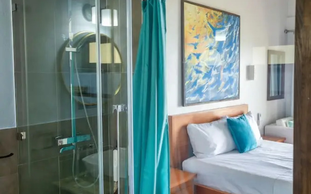 Hammock Suites
