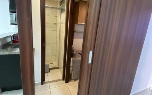 Apartamento Beira Mar 14º andar com 2 Quartos