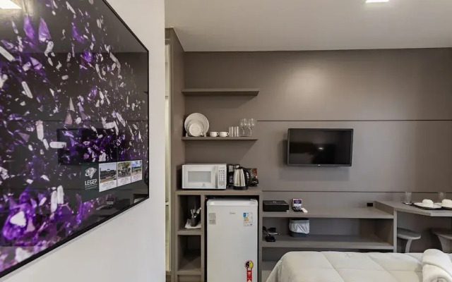 MHFA Studios em Prédio Luxuoso Vista Mar