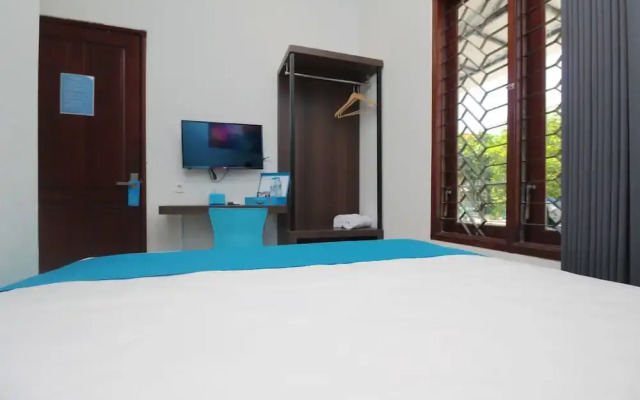 RedDoorz Syariah At Pucang Anom