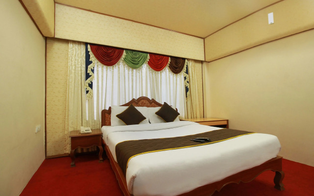 OYO 4427 Hotel Gaylord