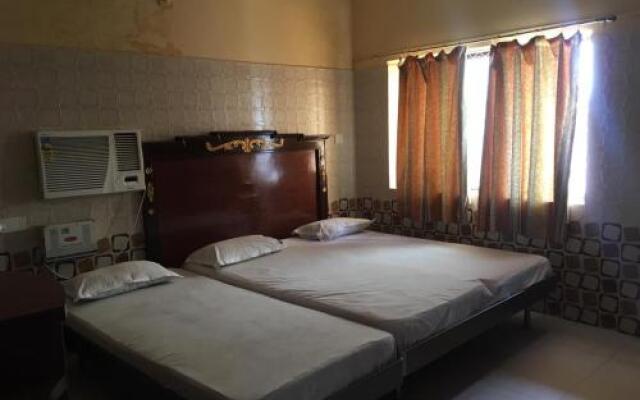 Hotel  Maa Kamakhya