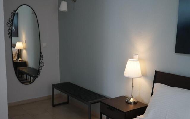 sofia's apart 4u (114)