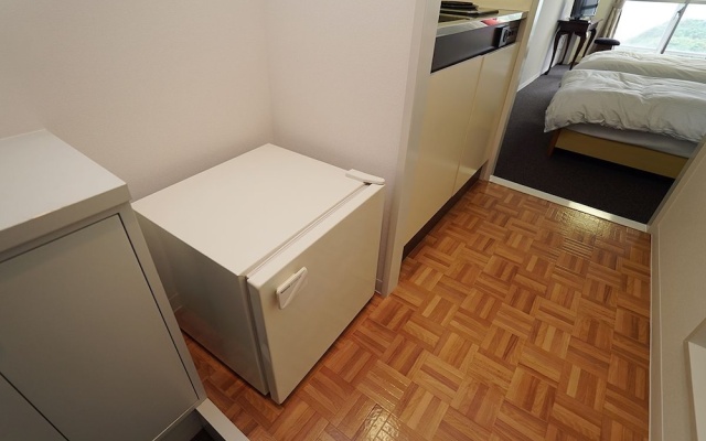 Tobi Hostel and Apartments – Guest Rooms – Shima