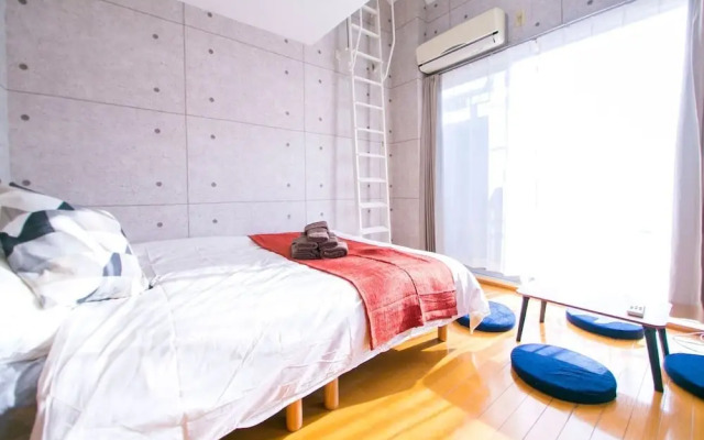 Residential Hotel Amika-F Sangenjaya 303