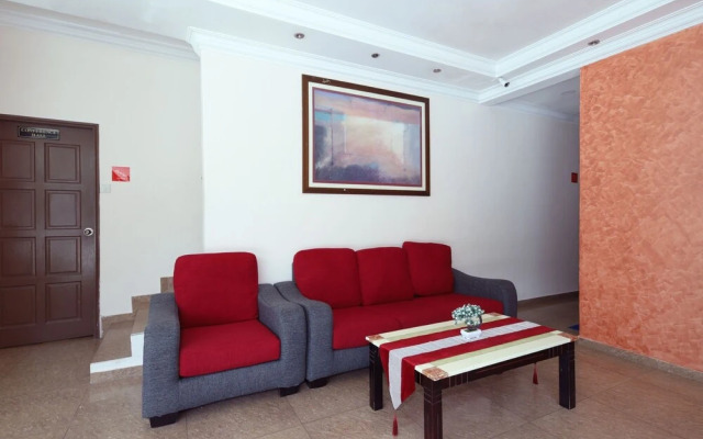 OYO 775 Hotel Sahara Inn