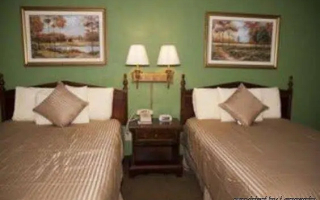 Victorian Inn & Suites