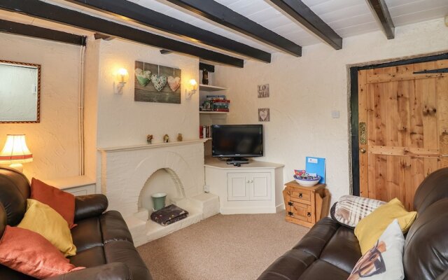 Lena Cottage