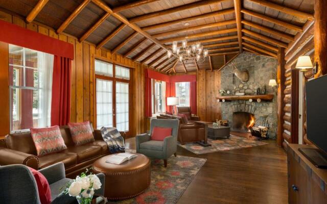 Fairmont Jasper Park Lodge