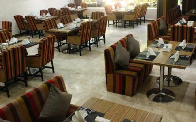 Palm Hotel