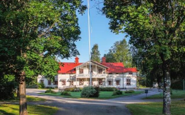 Borrgården Hostel