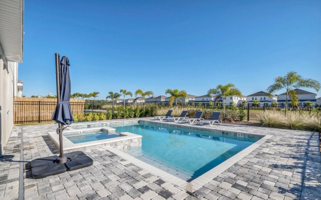 Southfield Villa Encore