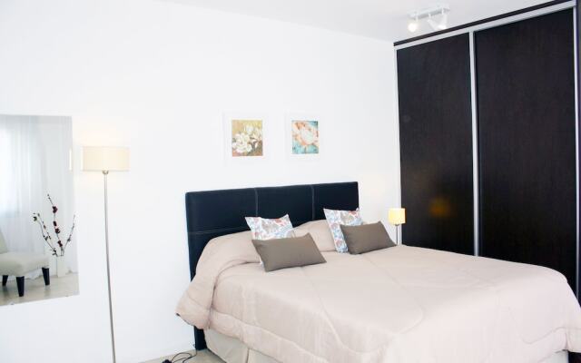 Arenales Suites