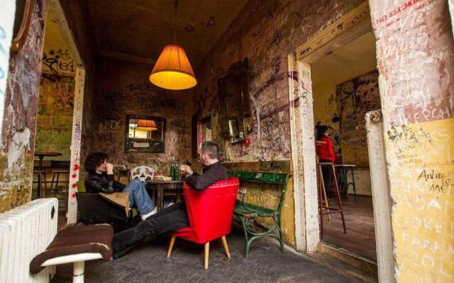 Spice Up Your Budapest Trip At This Epic Place