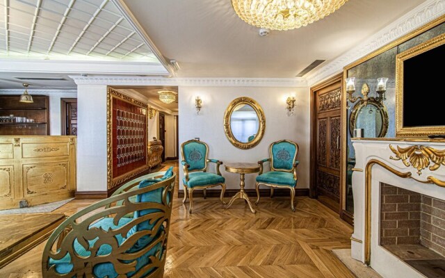 Superb Studio in Historic Mansion in Beylerbeyi