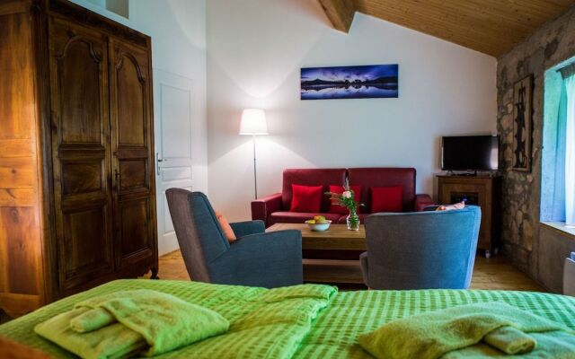 Moulin d'Entre Les Roches